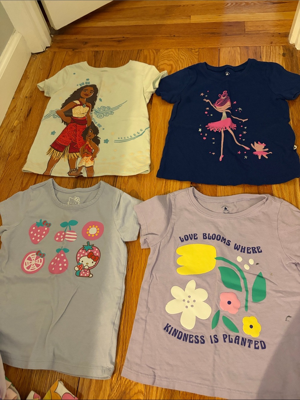 4T t shirts bundle